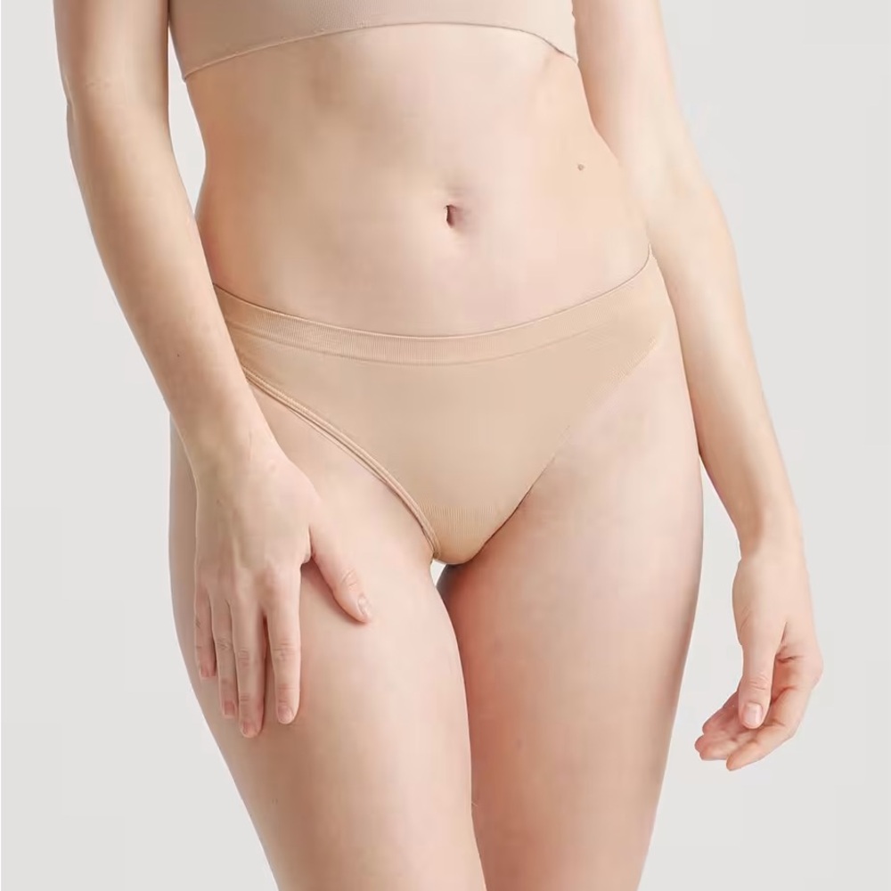 New Quince Smoothing Comfort Thong (6-Pack) Nude Sand Sz S